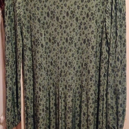Stradivarius dress like new, black and green, size M