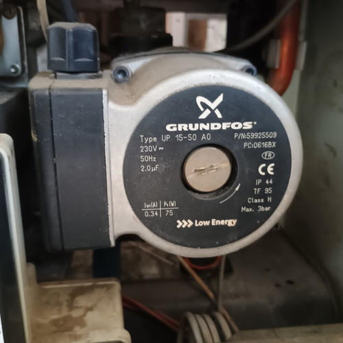 Baxi Luna 240 Fi Gas Boiler used, wall-mounted with chimney