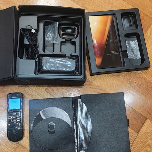 Nokia 8800 Black Box phone