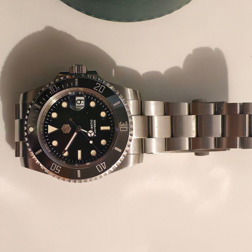 San Martin Automatic Dive Watch like new, 41mm, 200m water resistant
