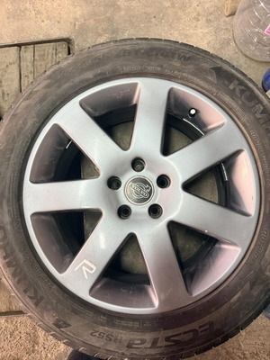 Car tires with rims set, size 225/55 R17