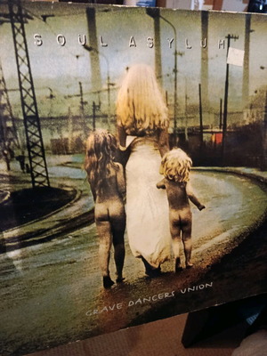 Soul Asylum Grave Dancers Union vinyl LP used, alternative rock