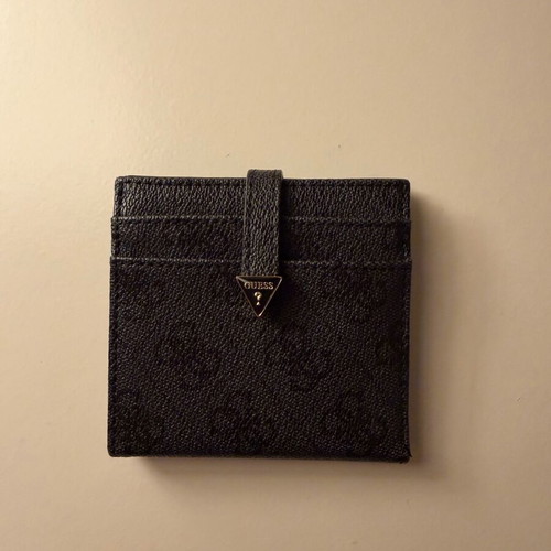 Guess small wallet card holder black like new