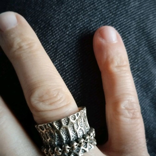 Ring used zinc alloy with unique design, size 6