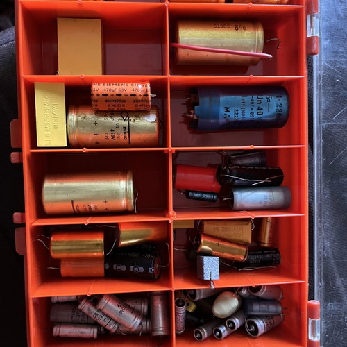 Electronic components collection used, 5 sorting boxes