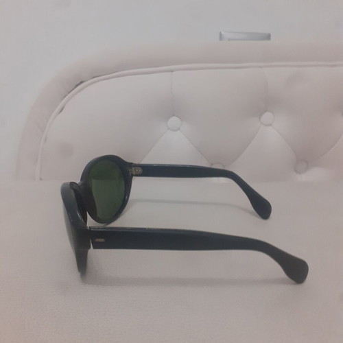 Vintage sunglasses from the 70s new, black