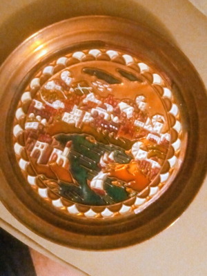 Vintage enameled copper wall plaque like new, 1970s Greek island scenes