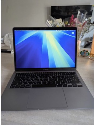 Apple MacBook Air 13.3" 2020 with M1, 16GB RAM, 256GB SSD, Space Gray