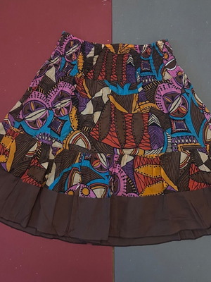 Carabatti Y2K skirt with multicolored geometric pattern, size S, new