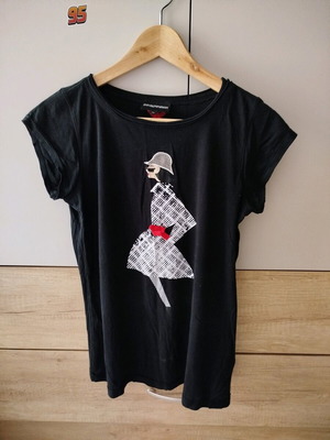 Emporio Armani top black size M like new