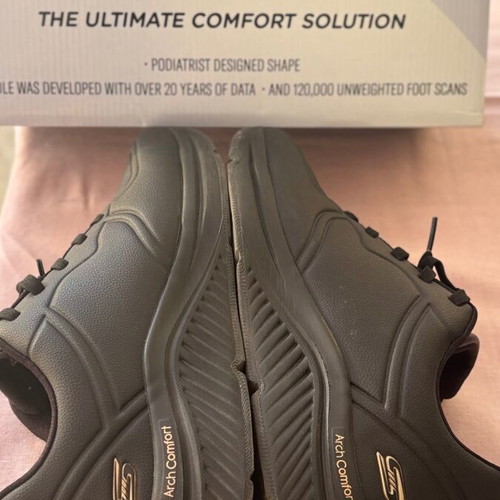 Skechers Arch Comfort B Sweet sneakers new, size 40, black