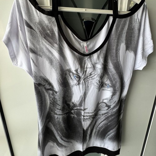 Women's blouse like new, size L, black and white