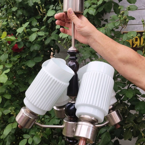 Retro style ceiling lamp used with 4 glass shades