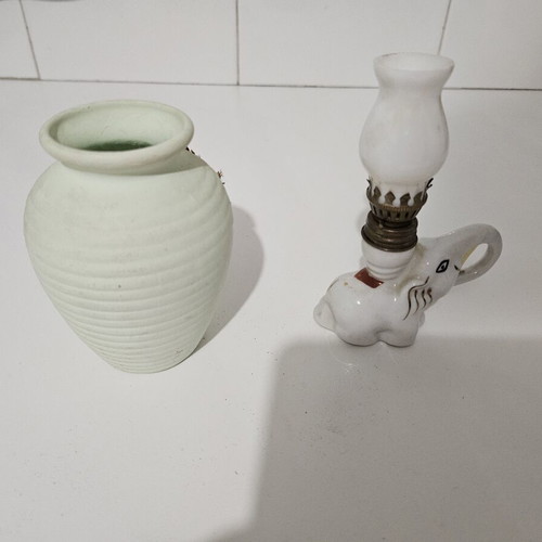 Ceramic vase and elephant lamp like new, set of two