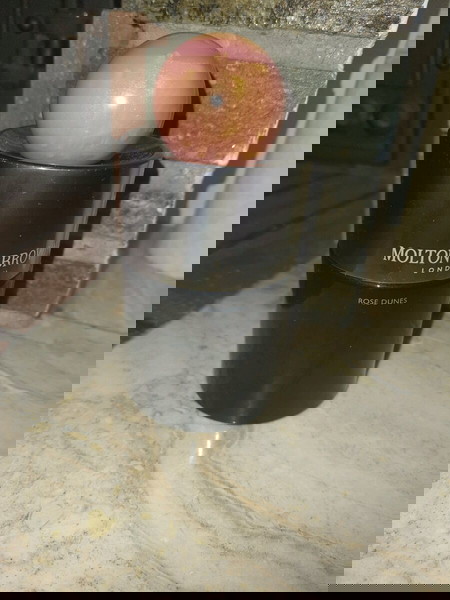 Άρωμα Molton Brown