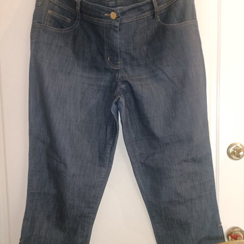 Donna Martha women's cotton blend capri pants, blue, size 50