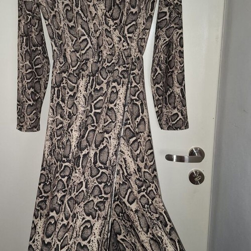 Long wrap dress leopard print Large by Secret like new