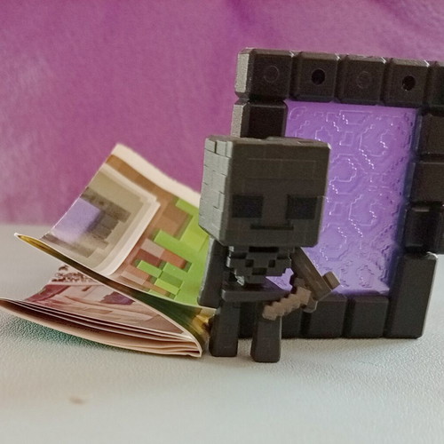 Kinder Minecraft toy new