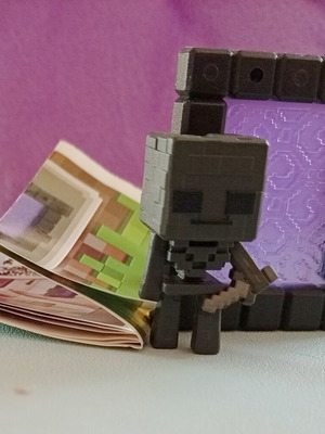 Kinder Minecraft toy new