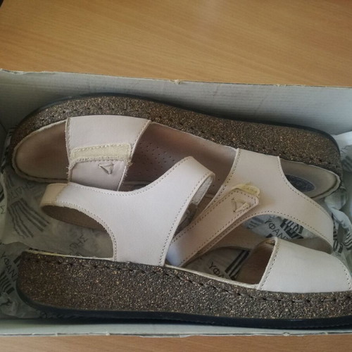 Anatomical sandals beige size 37 like new
