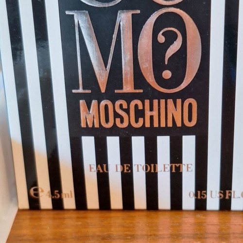 UOMO Moschino Italy EDT 4.5ml travel splash new