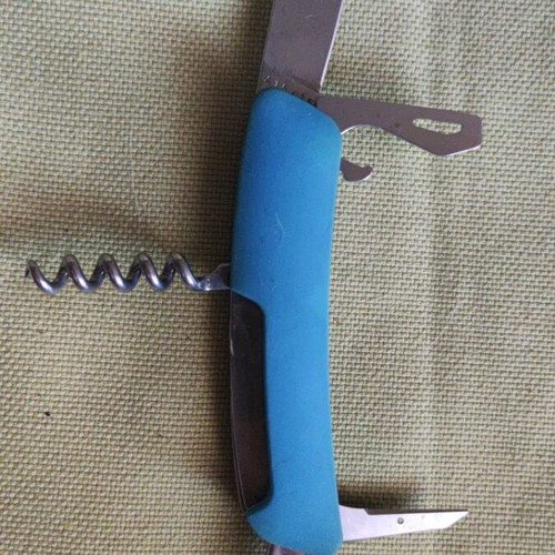 Swiza D03 Swiss knife like new, blue, 11 functions
