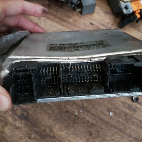 Mercedes A-class W168 motor computer ECU A 028 545 19 32