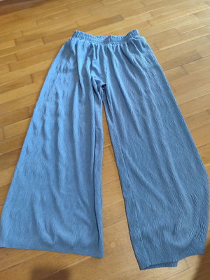 Pleated pants blue Medium Large like new
