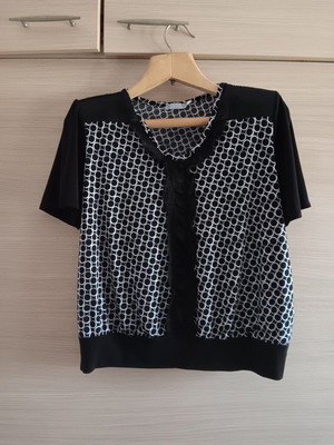 Chris women's short-sleeve blouse like new, black and white