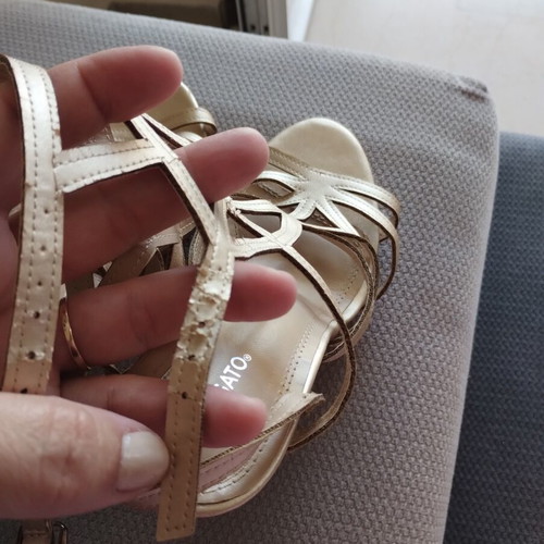 Migato gold sandals size 38 like new