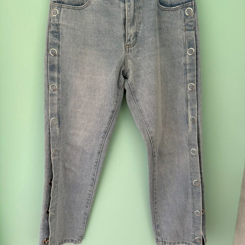 Sinsay Straight Jean like new, light blue with side buttons