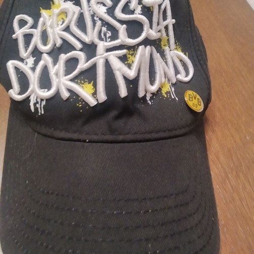 Borussia Dortmund cap like new, authentic