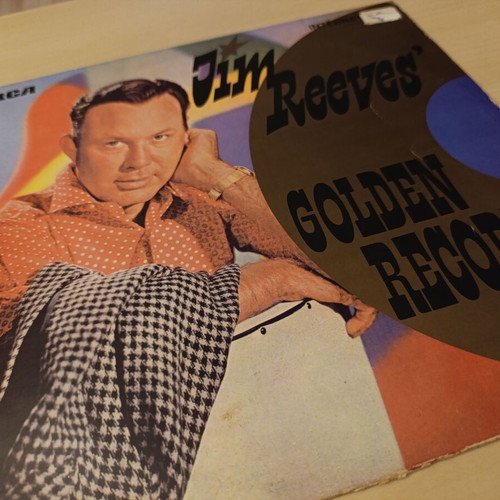 Set of 3 used vinyl records with Evelyn King, Jim Reeves and The Deep River Quartet