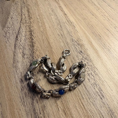 Unisex bracelet with semiprecious stones