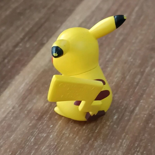 Pokémon Pikachu Nitendo 2015 used