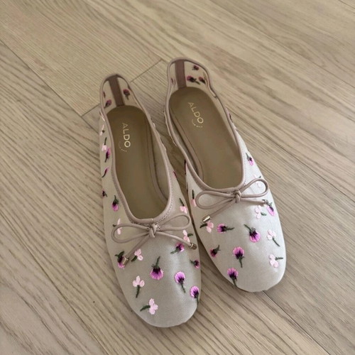 Aldo ballerinas new, beige, size 39.5-40, romantic style
