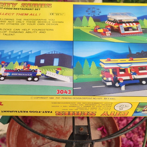 ATCO City Series 3041 Fast-Food Restaurant Set vintage