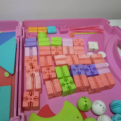Abacolor Shapes & Case used with over 80 pieces