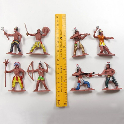 Wild West Indian Figures Set with Totem and Accessories, like new