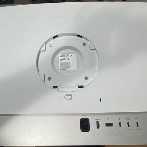BenQ PD3226G-T monitor used, internal panel issue, for repair or parts