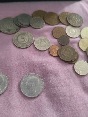 Lot of Yugoslavia coins used with silver coins and banknotes