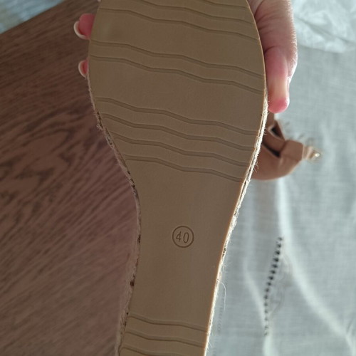 High platform sandals new, size 40, brown
