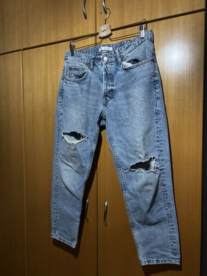 Τιρκουάζ τζιν με σκισίματα Zara μέγεθος M, σαν καινούργιο