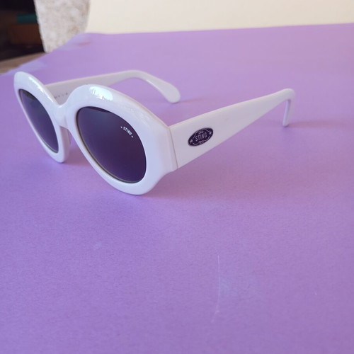 Vintage sunglasses like new, black and white