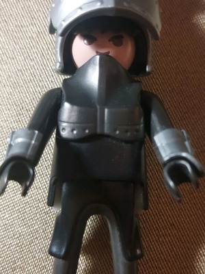 Playmobil φιγούρα ιππότης με κράνος μεσαίωνα καινούργιο