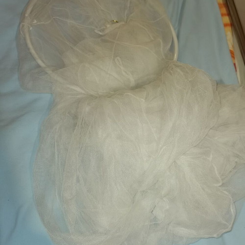 Bed canopy used, white, 45 cm diameter