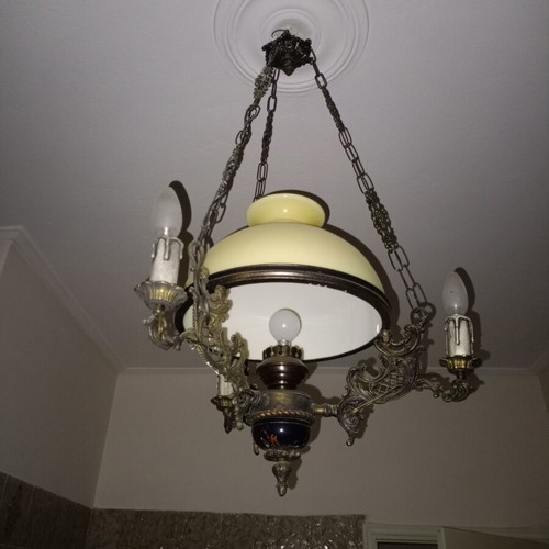 Ceiling light like new