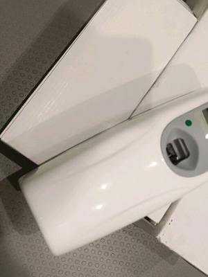 Airwick συσκευή ψεκασμού αυτόματη με display προγραμματισμού καινούργια