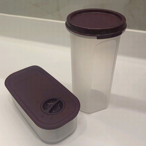 Tupperware set of two containers new 650ml and 320ml Modular series