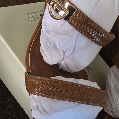 Sandals size 41 new, brown platform style